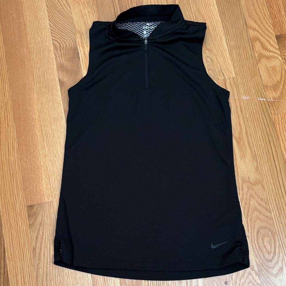 XS Nike Women's Black Golf Zip-Up Tank Top